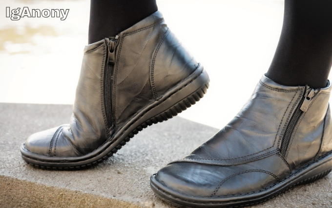 Cabello boots